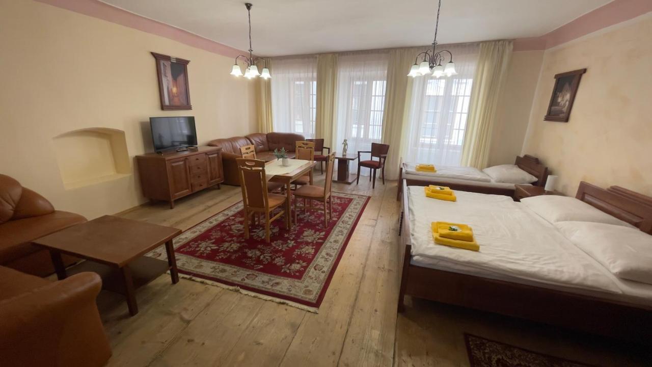 Pension Pod Radnici Чеський Крумлов Екстер'єр фото