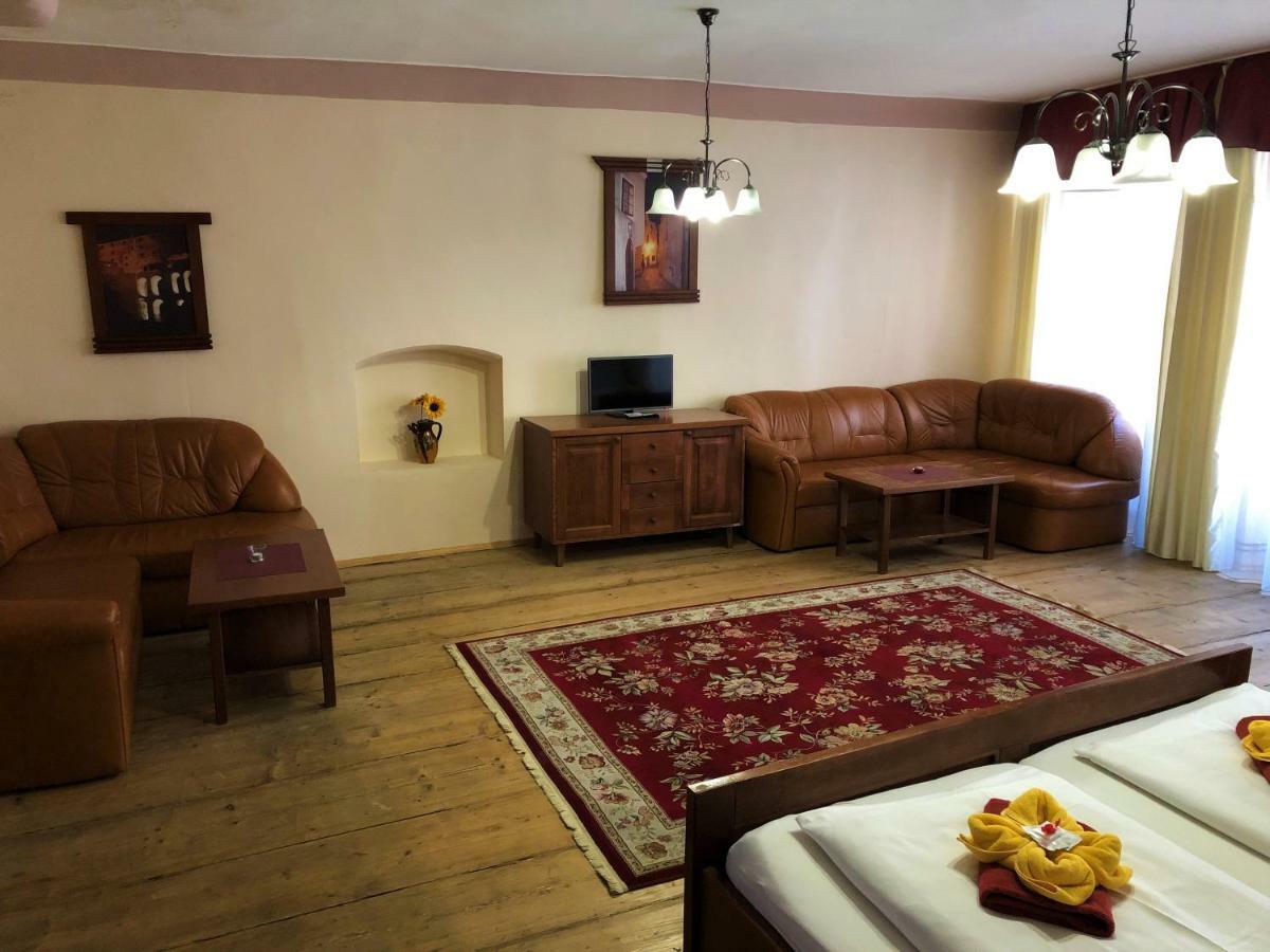 Pension Pod Radnici Чеський Крумлов Екстер'єр фото